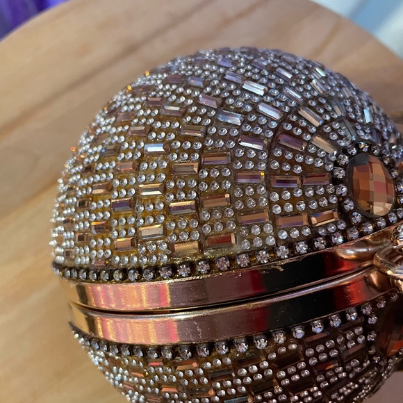 Fabulous Night Bag - Picture 6 of 6